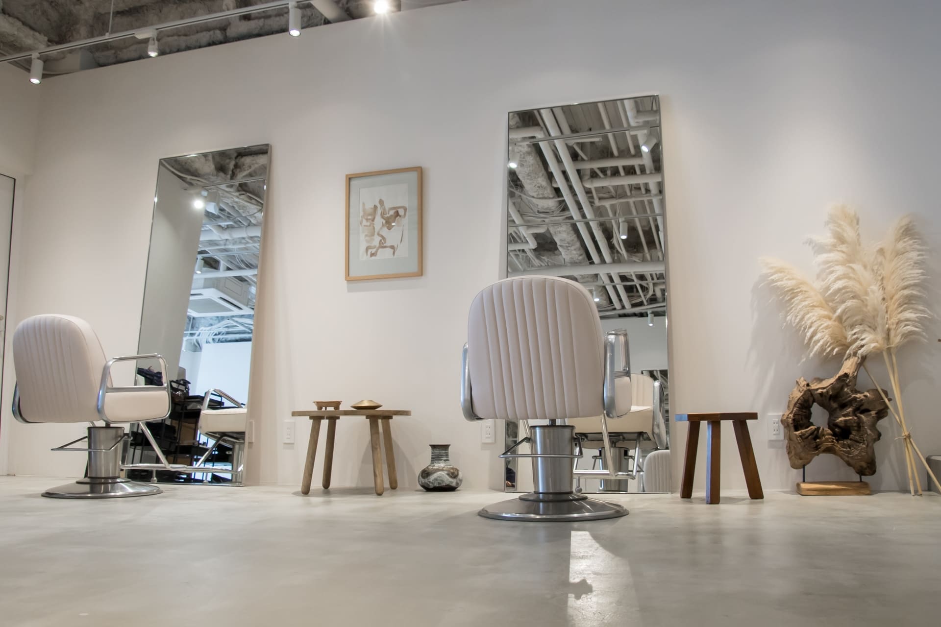 東大阪市で美容師独立！費用を抑えて開業できるシェアサロンの魅力